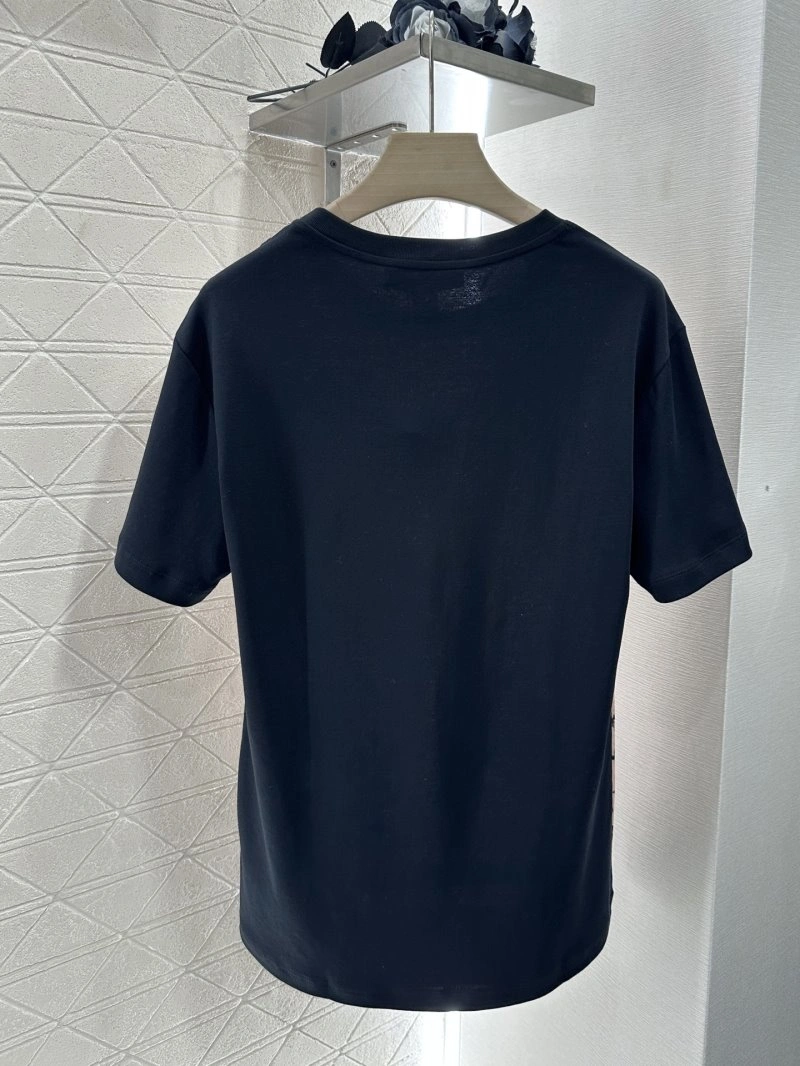 Stretchable Louis Vuitton T-Shirts 131578