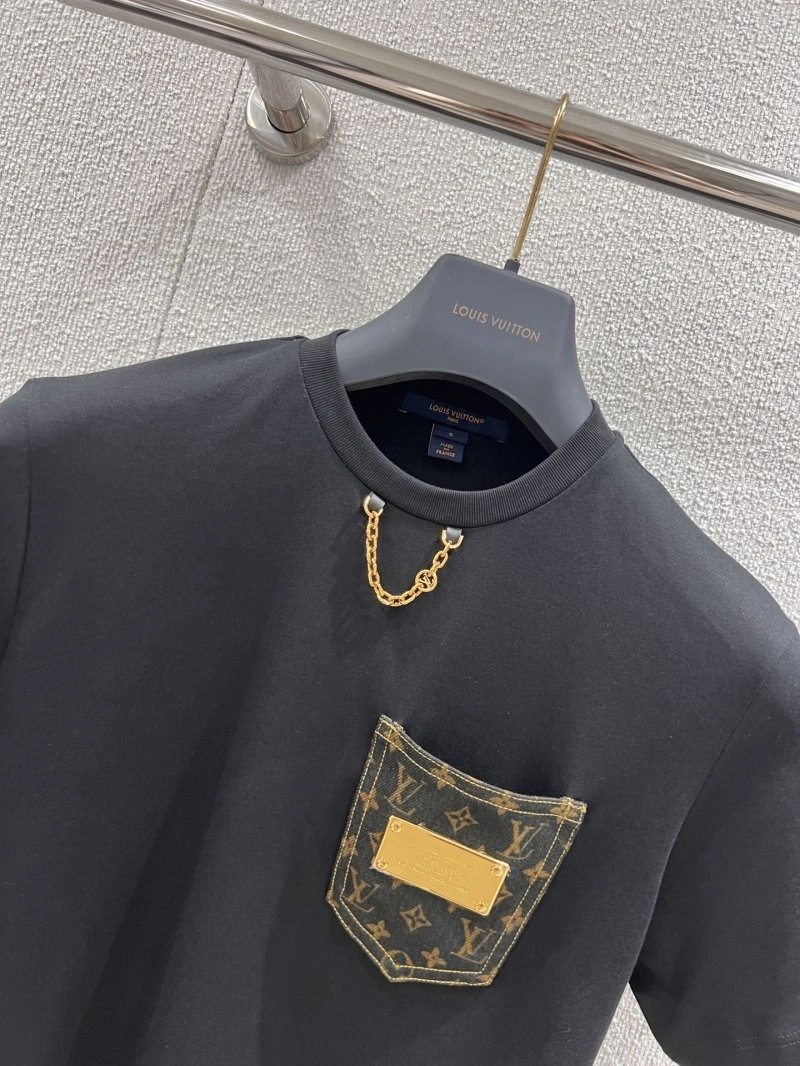 Louis Vuitton T-Shirts HighPerformance 131569