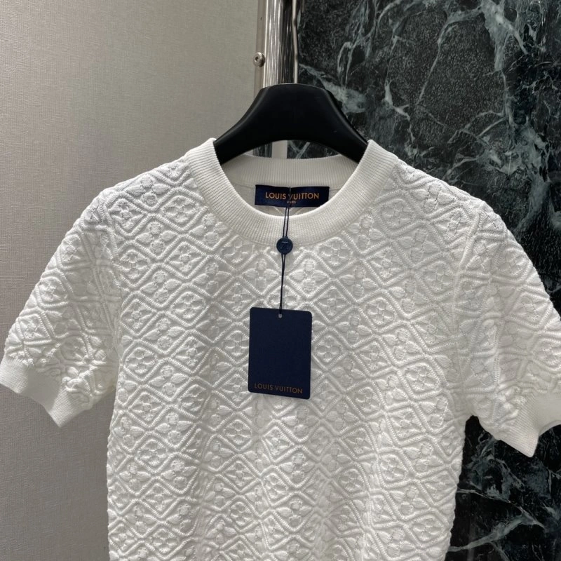 ComfortFit Louis Vuitton T-Shirts 131565