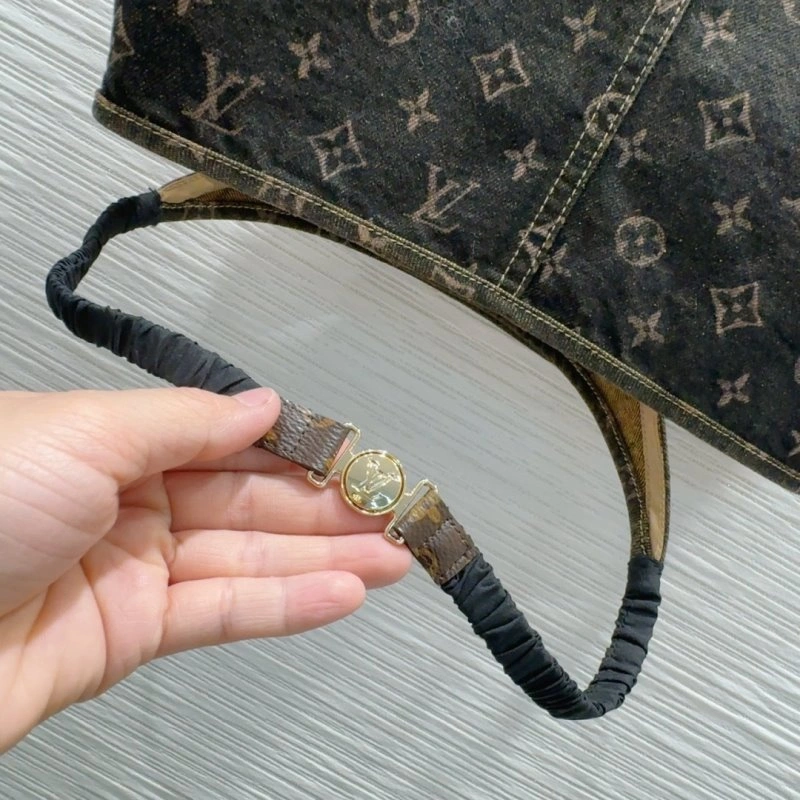 WrinkleFree Louis Vuitton T-Shirts 131560