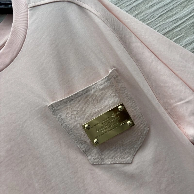 Louis Vuitton T-Shirts Seasonal 131558