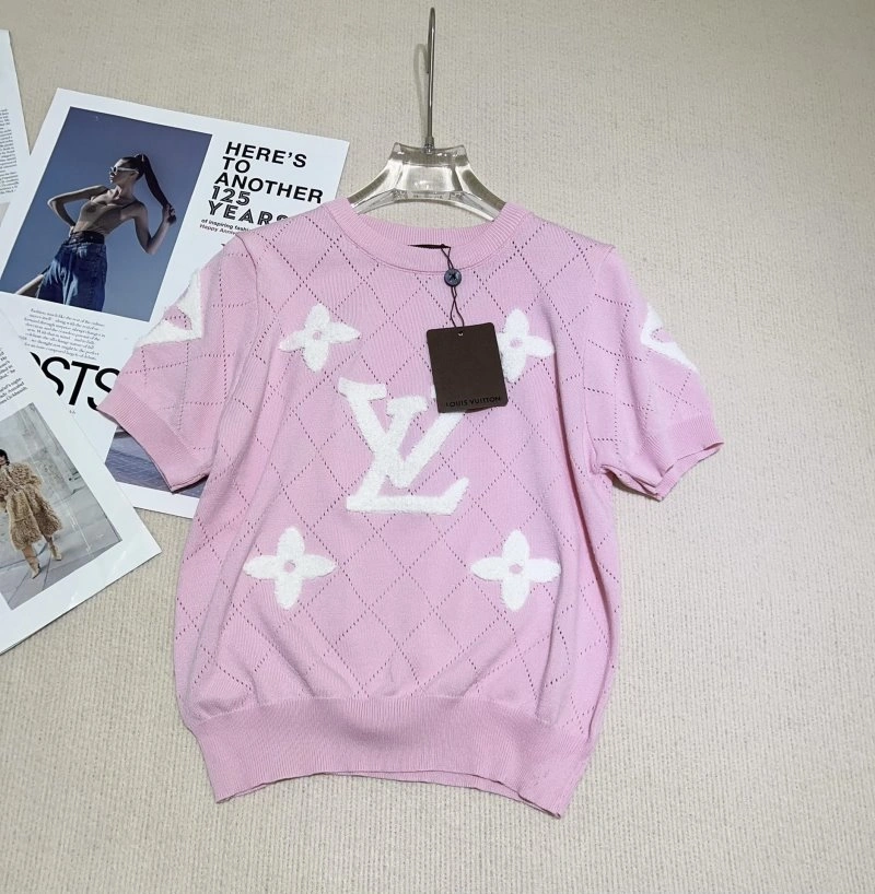 OnTrend Louis Vuitton T-Shirts 131537