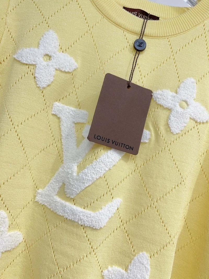 Louis Vuitton T-Shirts EasyMatch 131546