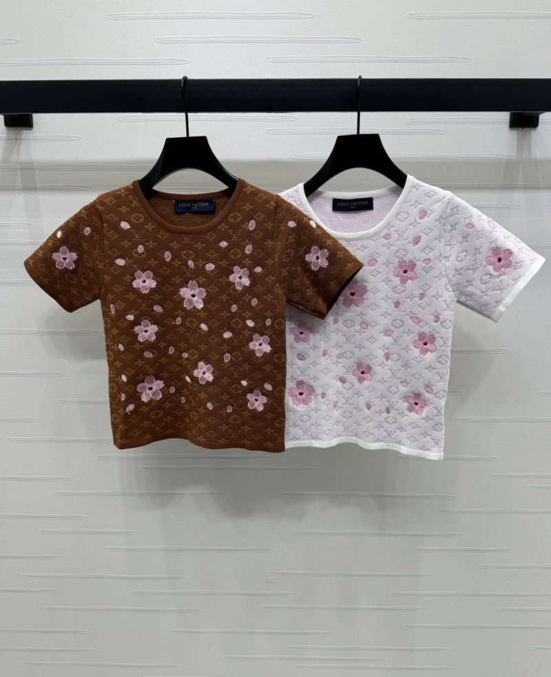 Breathable Louis Vuitton T-Shirts 131531