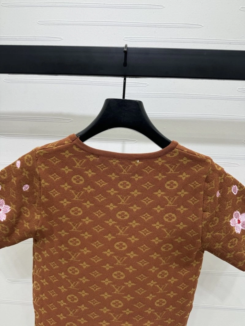 Breathable Louis Vuitton T-Shirts 131531