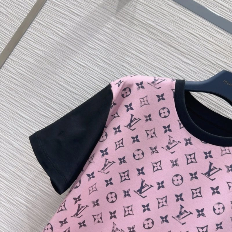 Louis Vuitton T-Shirts Sustainable 131541