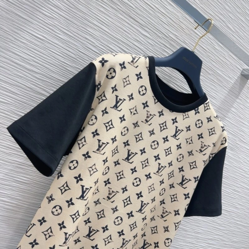 Resilient Louis Vuitton T-Shirts 131555