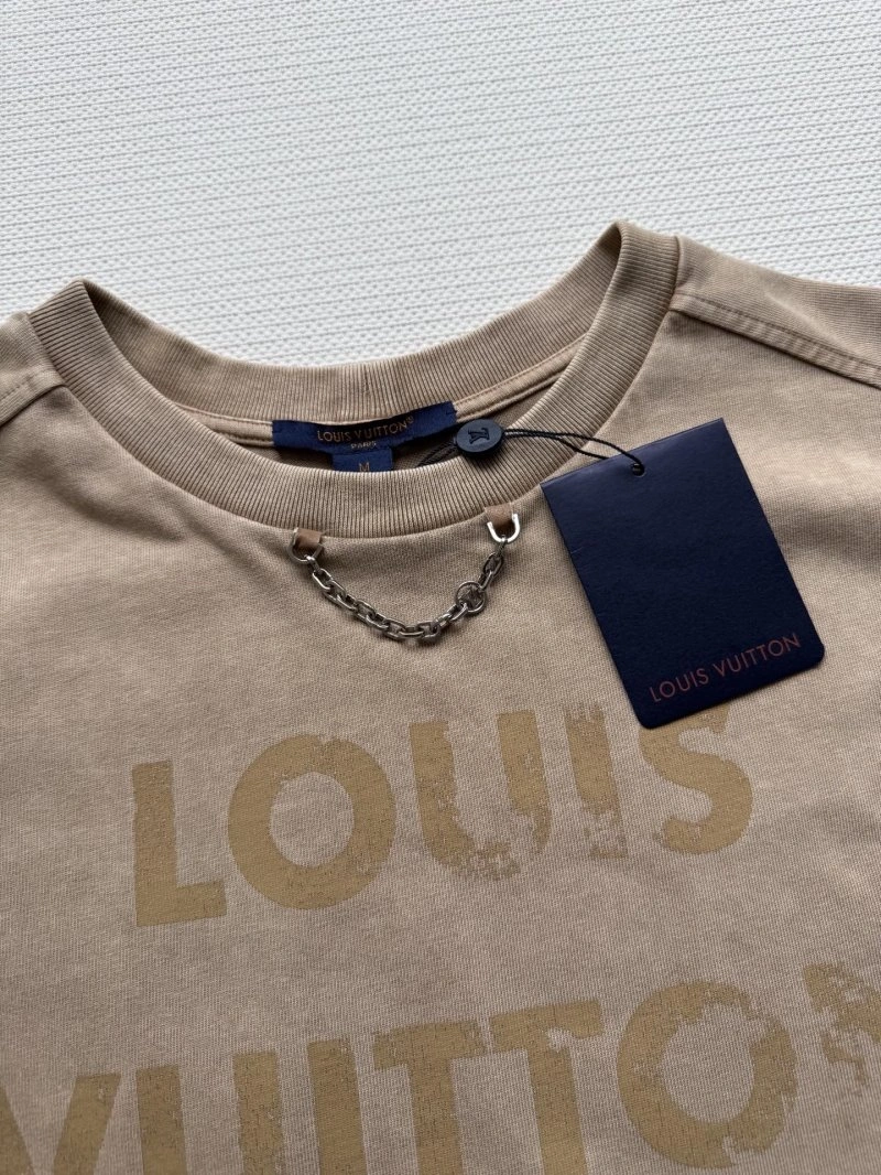 Louis Vuitton T-Shirts OdorResistant 131535