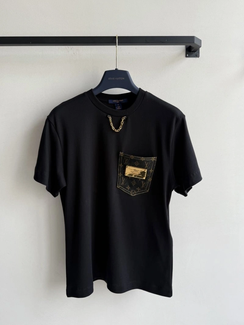 Louis Vuitton T-Shirts Seasonal 131538
