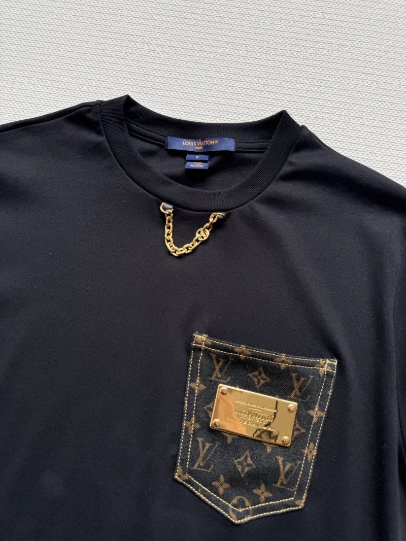 Louis Vuitton T-Shirts Seasonal 131538