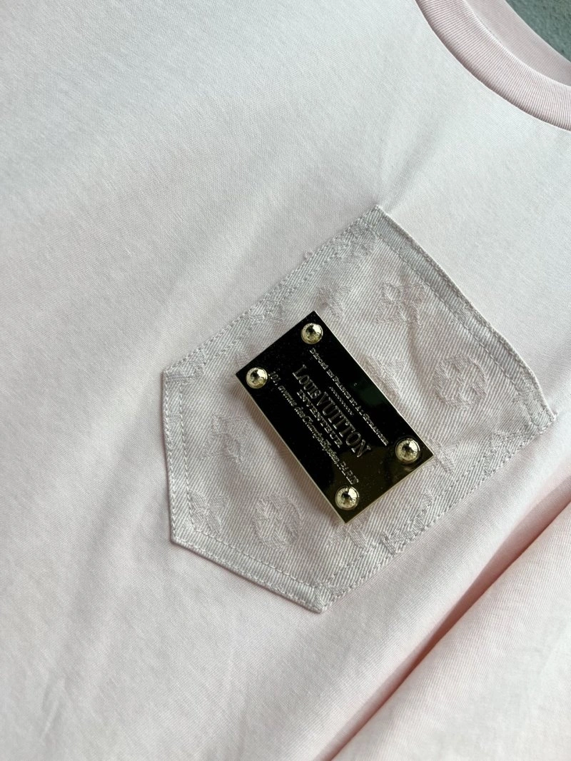 Neat Louis Vuitton T-Shirts 131543
