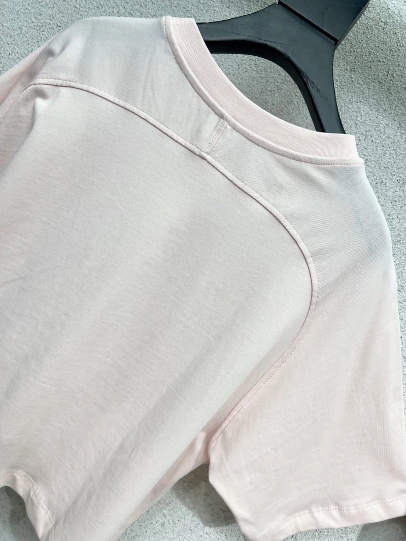Neat Louis Vuitton T-Shirts 131543