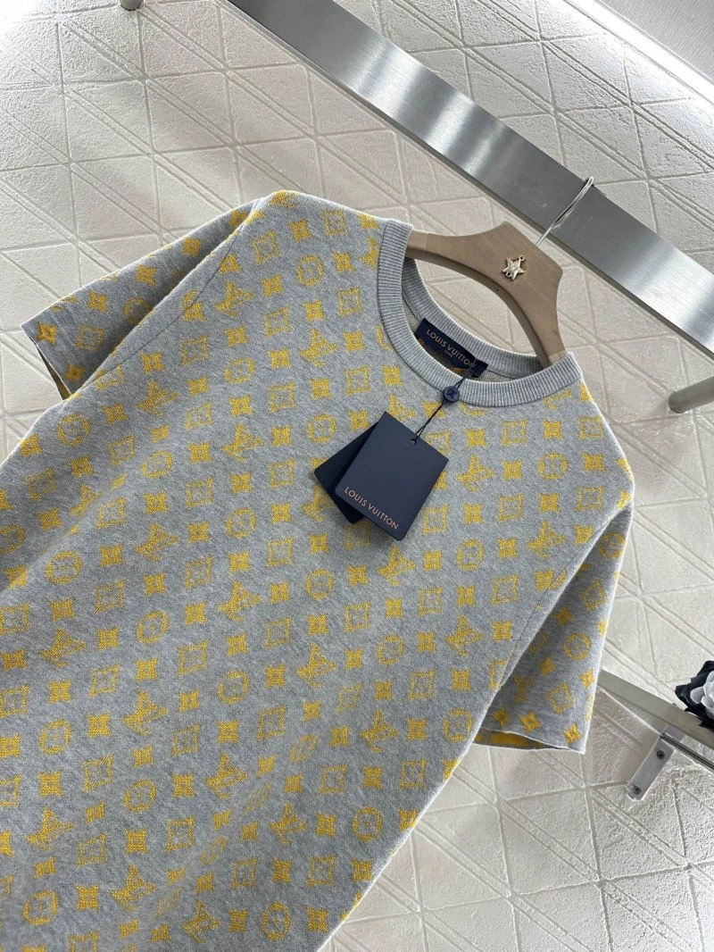 Casual Louis Vuitton T-Shirts 131547