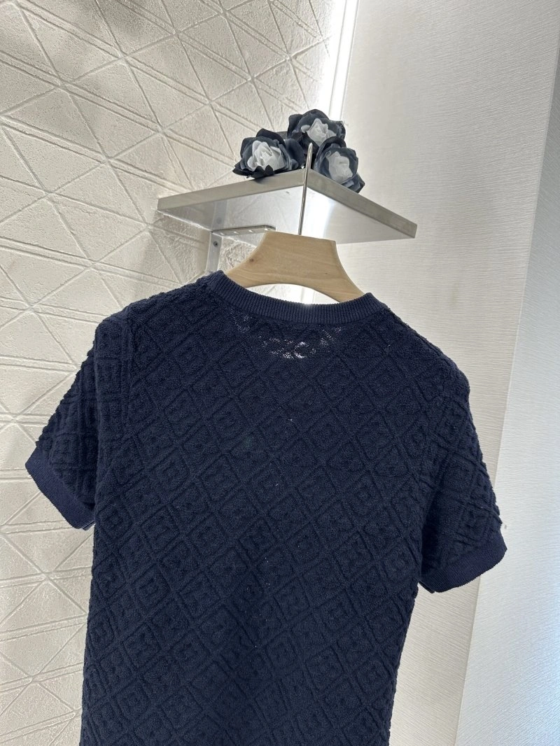 Functional Louis Vuitton T-Shirts 131553