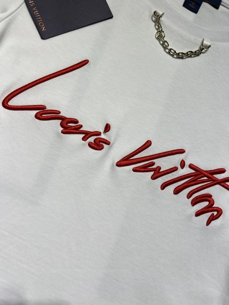 Comfortable Louis Vuitton T-Shirts 131532