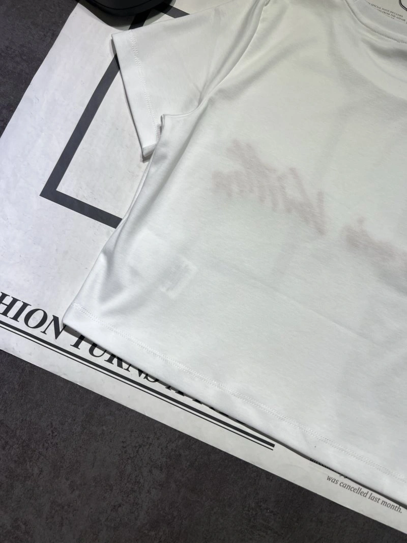 Comfortable Louis Vuitton T-Shirts 131532