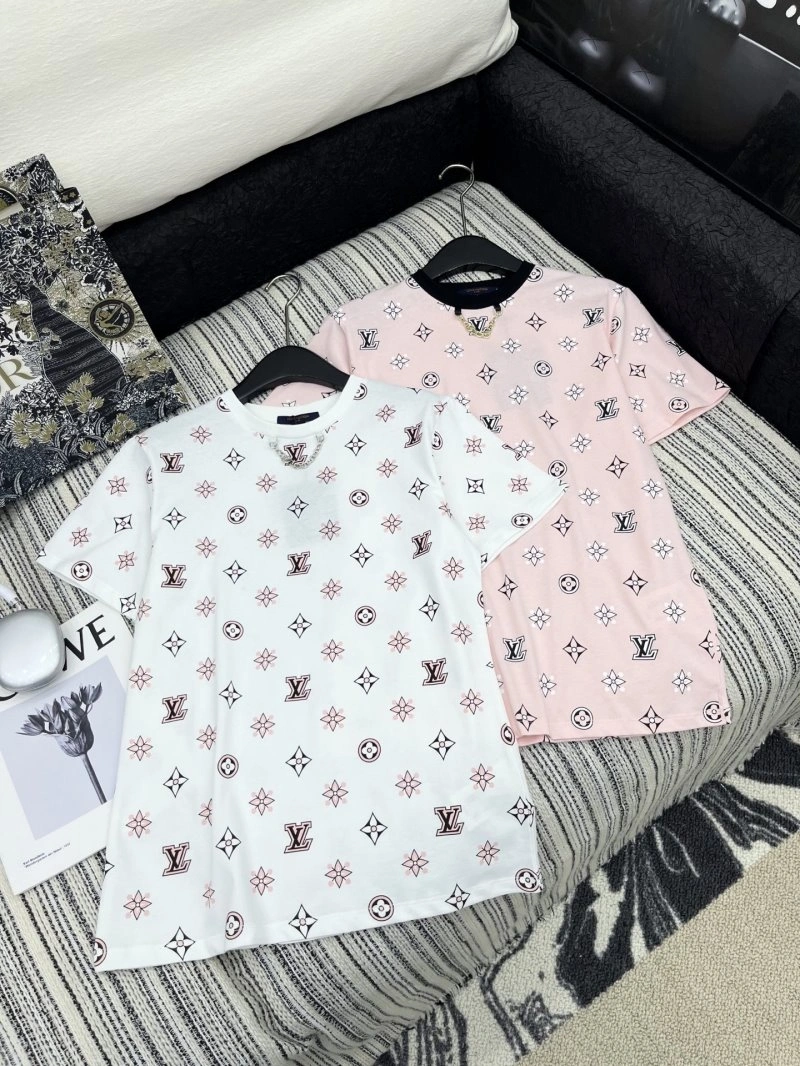 Soft Louis Vuitton T-Shirts 131550