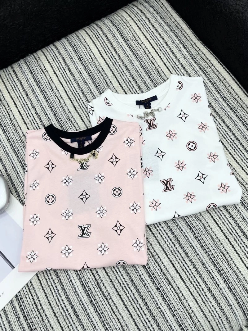 Soft Louis Vuitton T-Shirts 131550
