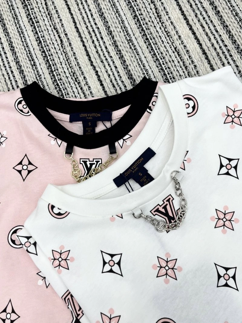 Soft Louis Vuitton T-Shirts 131550