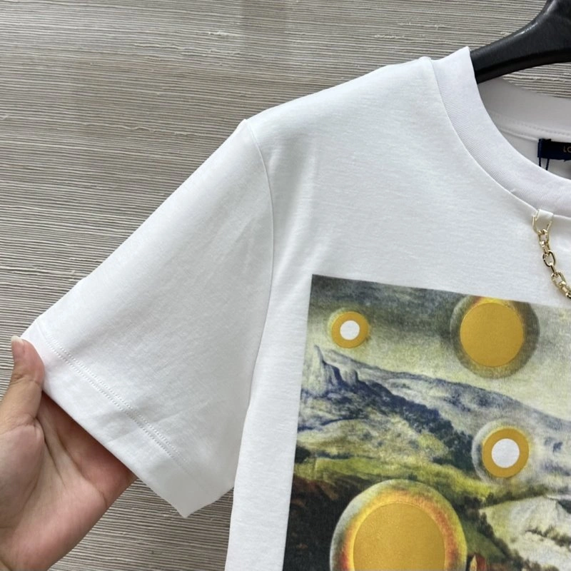 Chic Louis Vuitton T-Shirts 131525