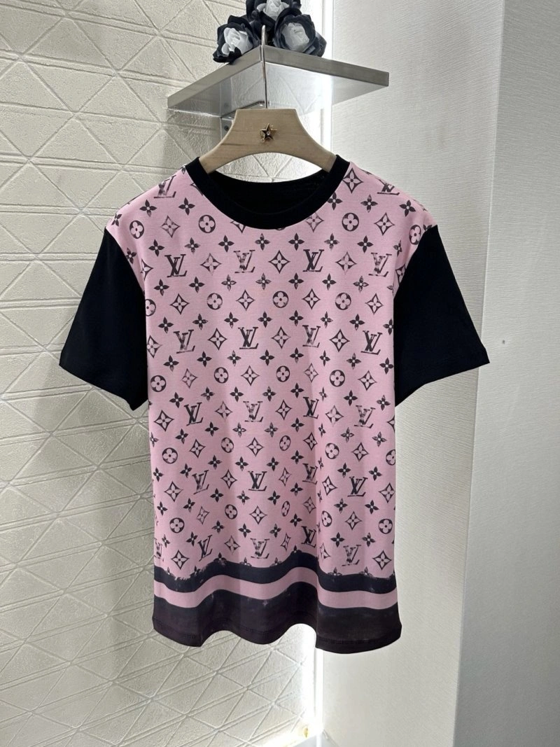 Louis Vuitton T-Shirts Comfortable 131524