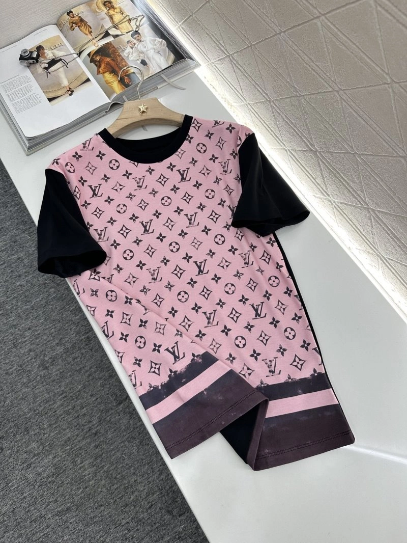 Louis Vuitton T-Shirts Comfortable 131524