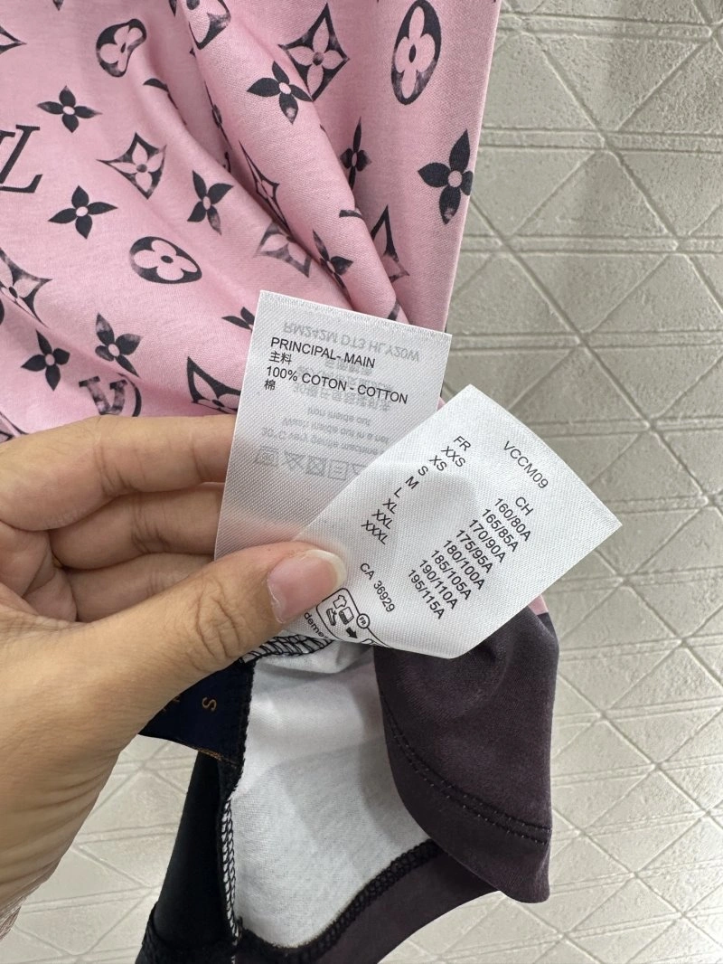 Louis Vuitton T-Shirts Comfortable 131524