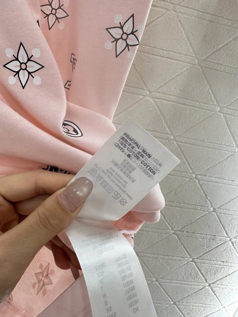 WaterResistant Louis Vuitton T-Shirts 131522