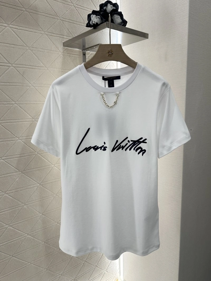 Minimalist Louis Vuitton T-Shirts 131520