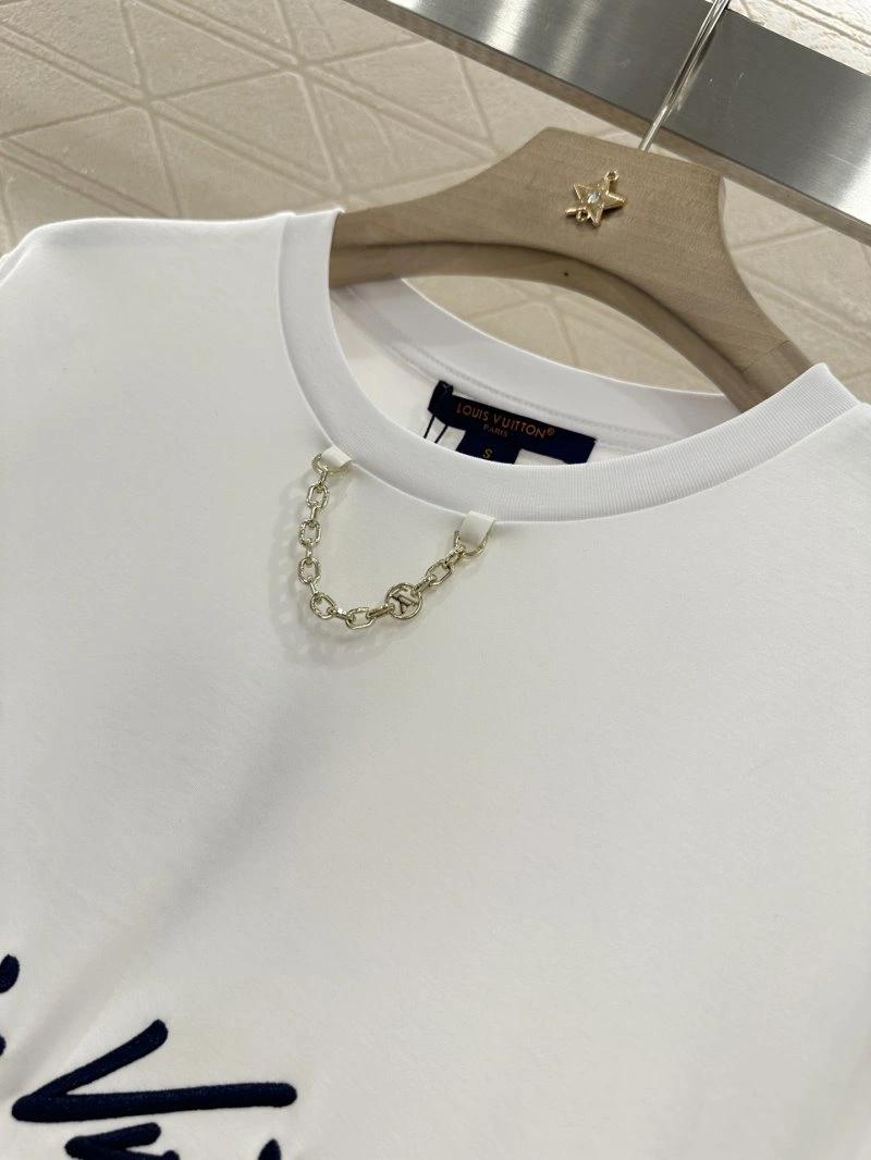 Minimalist Louis Vuitton T-Shirts 131520