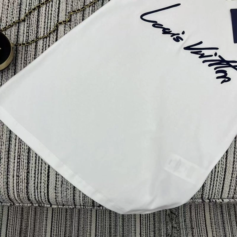 Functional Louis Vuitton T-Shirts 131513