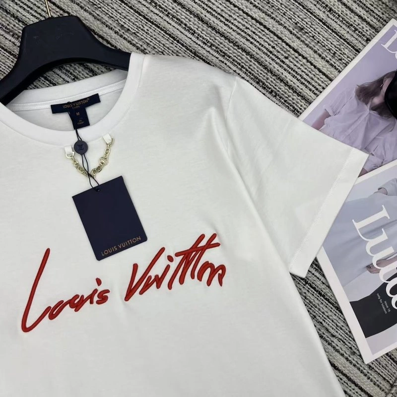 Stretchable Louis Vuitton T-Shirts 131514