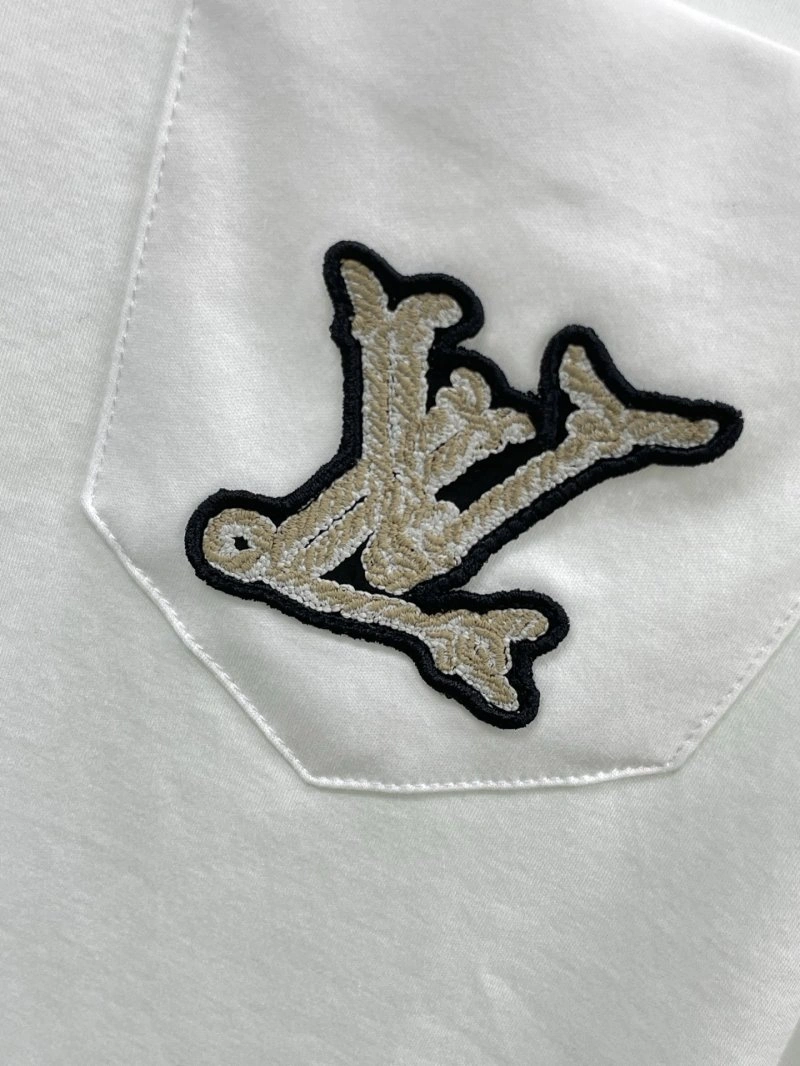 Sustainable Louis Vuitton T-Shirts 130606