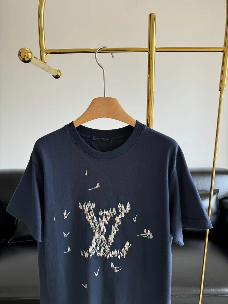 Louis Vuitton T-Shirts TechFriendly 130605