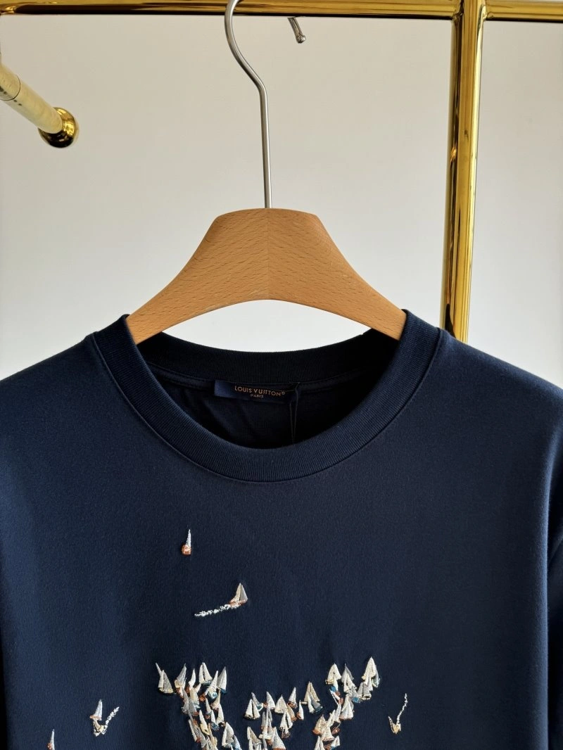 Louis Vuitton T-Shirts TechFriendly 130605