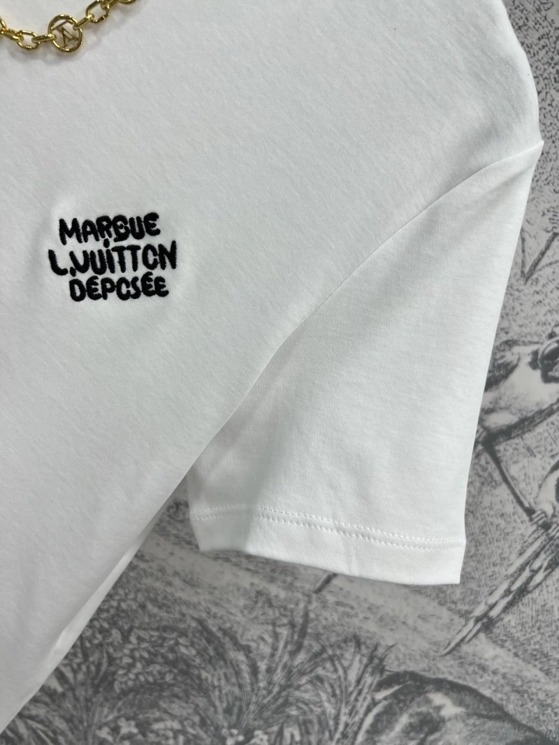 Louis Vuitton T-Shirts FashionForward 130611