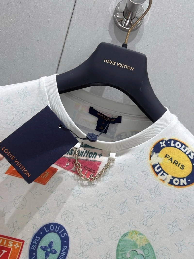 Popular Louis Vuitton T-Shirts 130604