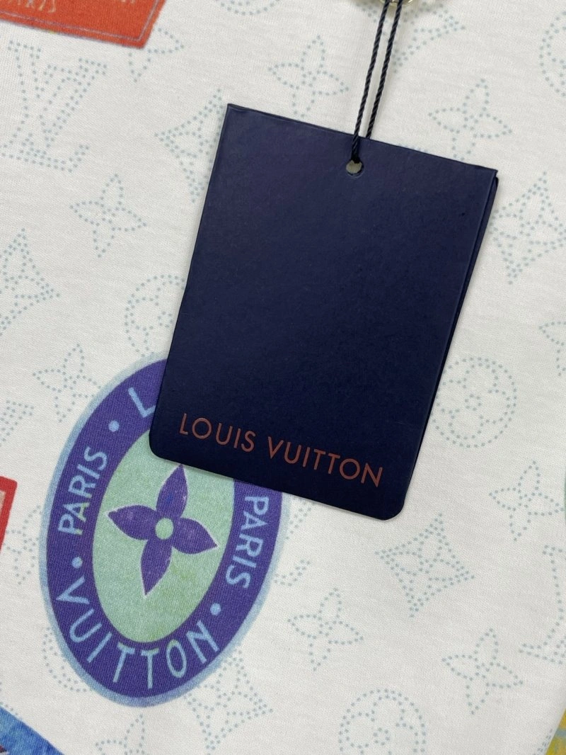 Louis Vuitton T-Shirts WaterResistant 130603