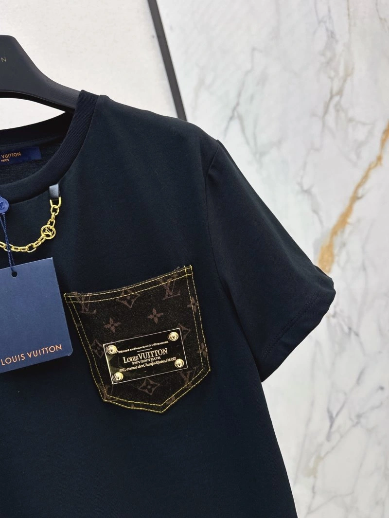 Louis Vuitton T-Shirts Timeless 130609