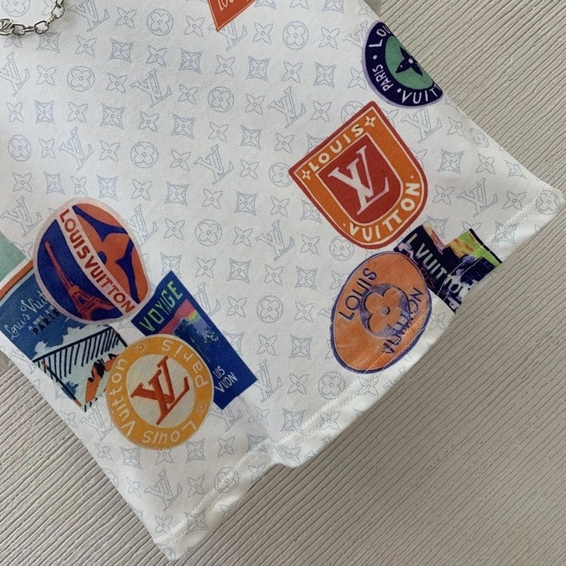 Packable Louis Vuitton T-Shirts 130610