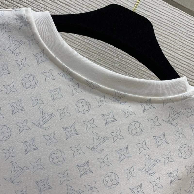 Packable Louis Vuitton T-Shirts 130610
