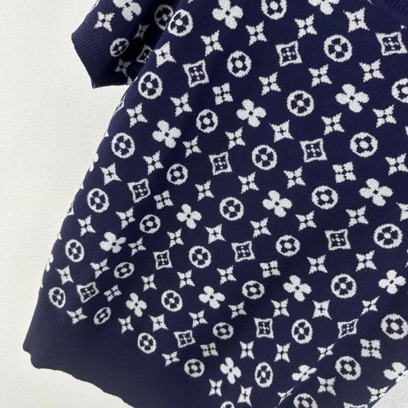 Trendsetting Louis Vuitton T-Shirts 130580