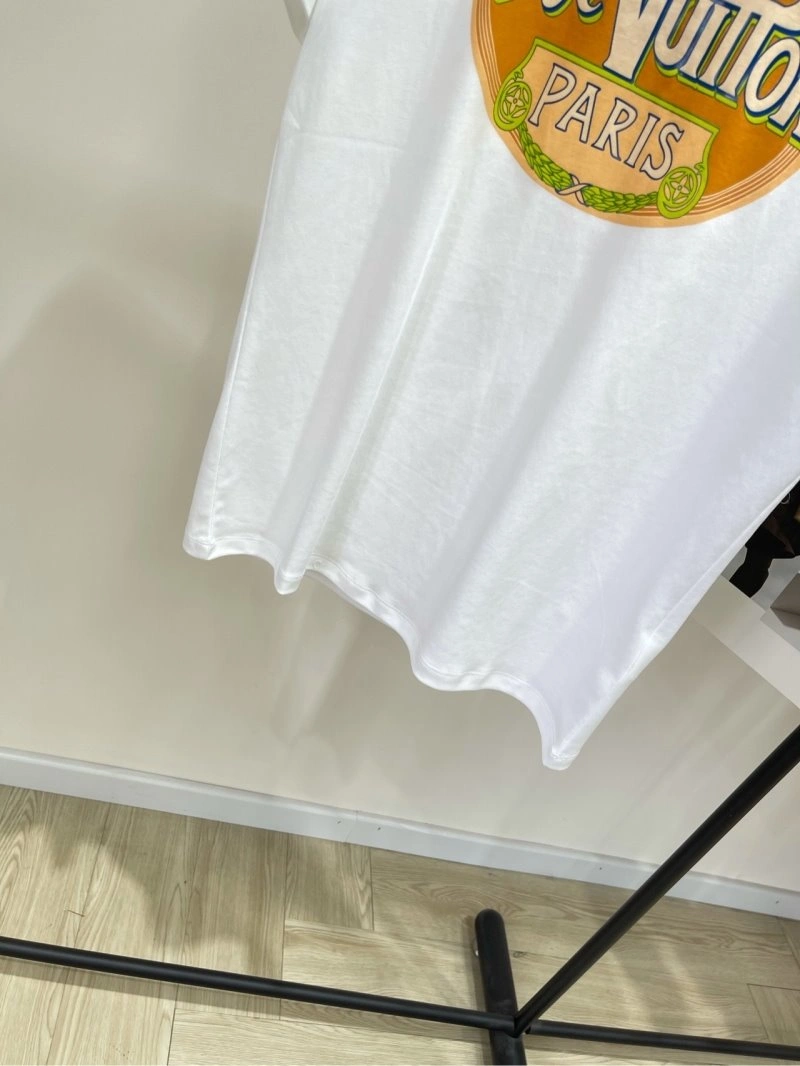 WrinkleFree Louis Vuitton T-Shirts 130578