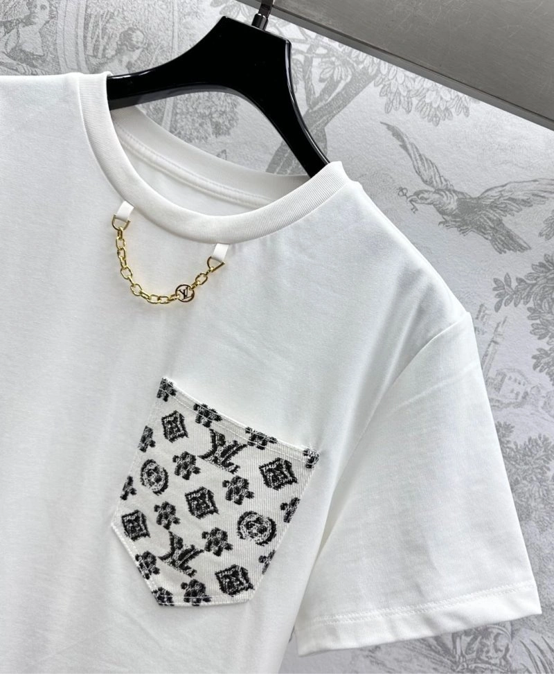 Louis Vuitton T-Shirts Timeless 130575