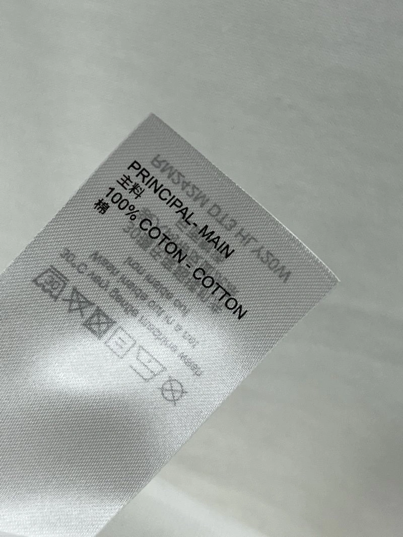 Tailored Louis Vuitton T-Shirts 130574