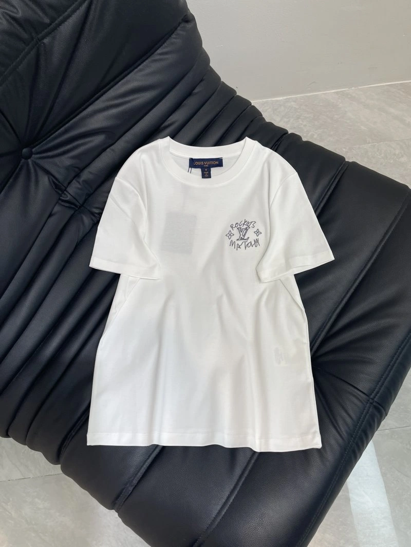 Elegant Louis Vuitton T-Shirts 130572
