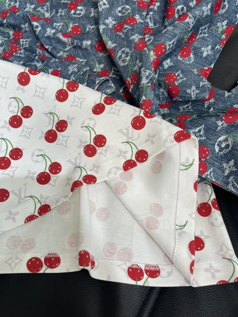 Durable Louis Vuitton T-Shirts 130571