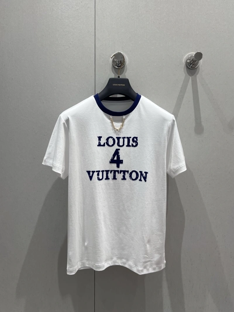 Louis Vuitton T-Shirts Sophisticated 130569