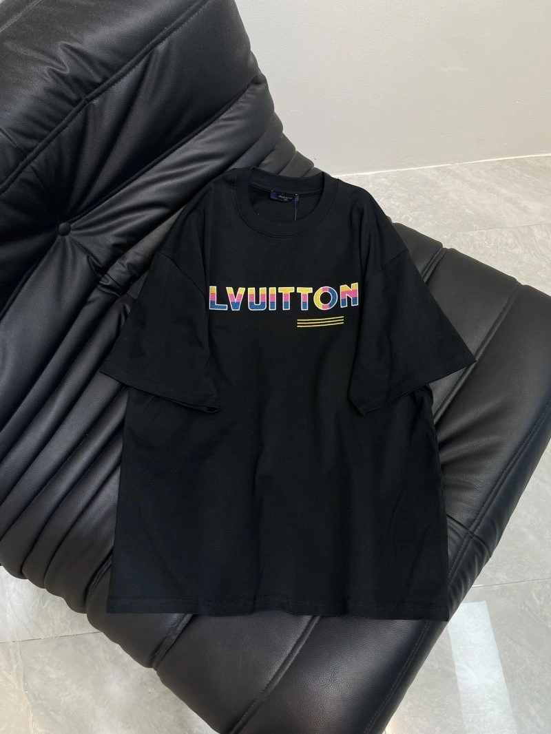 Durable Louis Vuitton T-Shirts 130543