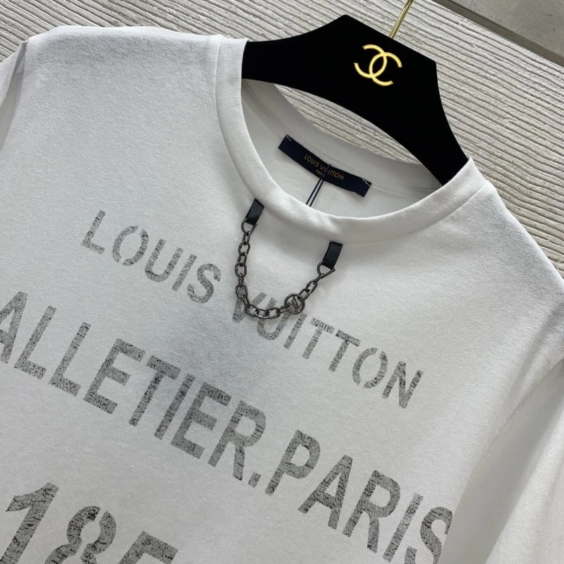 TravelReady Louis Vuitton T-Shirts 130564